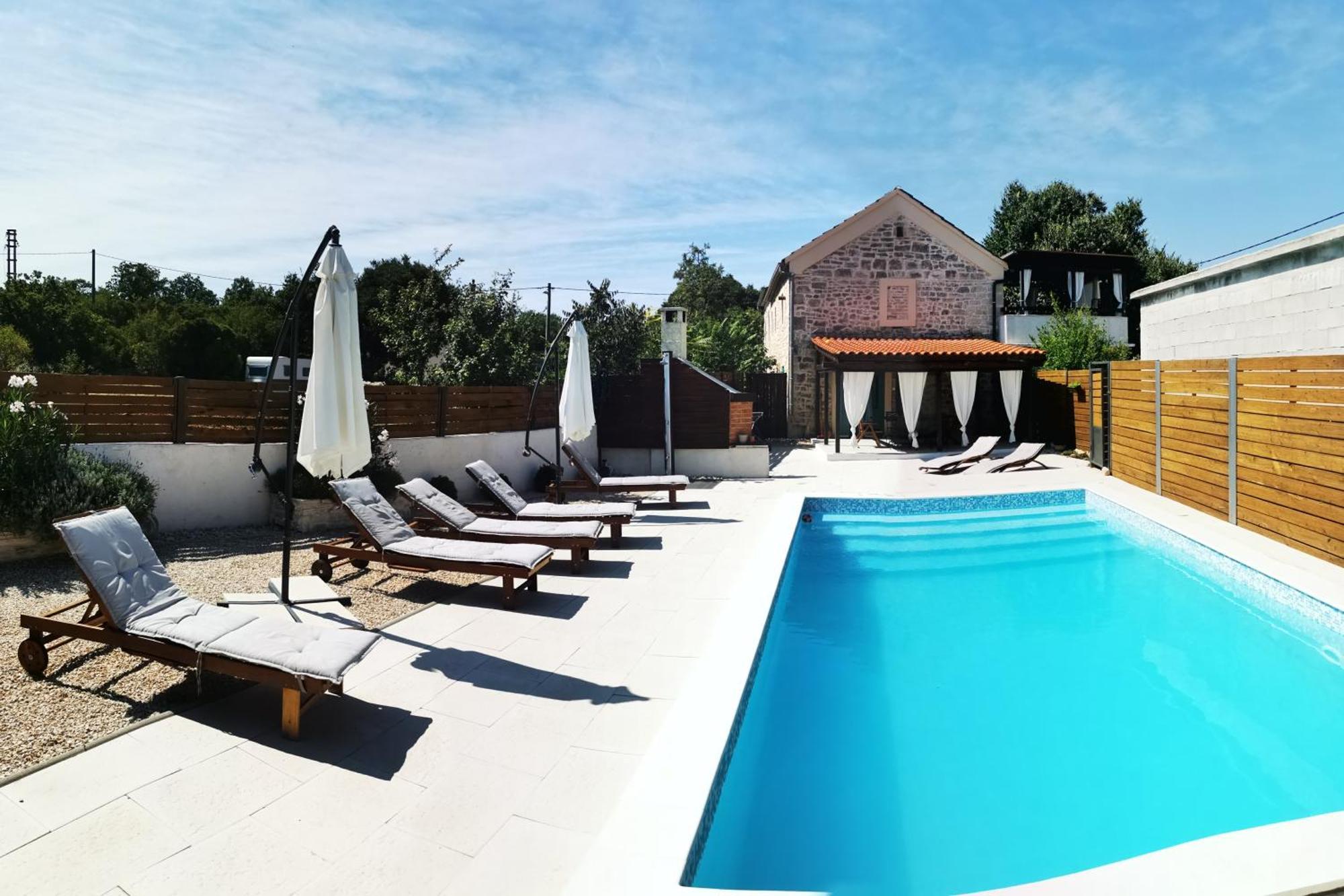 Apartments Malic Pridraga ภายนอก รูปภาพ